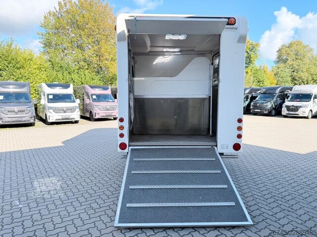 Arklių pervežimo priekaba  ANKA  3 Pferd3,5t  Pferdeanh. Wohn. Dusche
