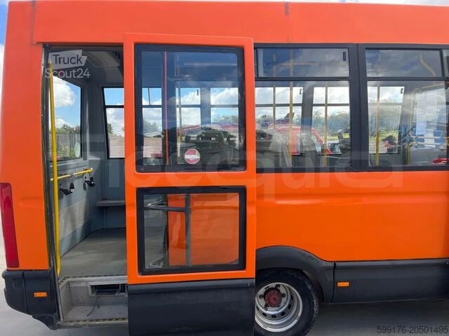 Przewożenie ludzi IVECO Daily