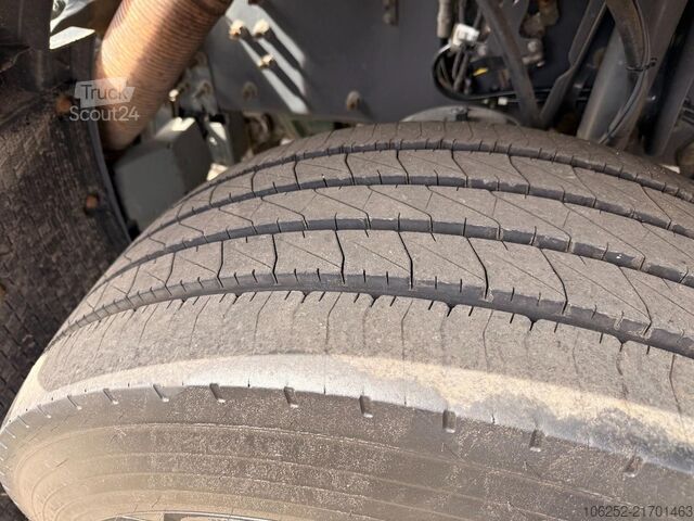 Tankowiec Volvo FH 420 6X2 *EX-ADR FUEL TANKER* - *137.000km!* ...