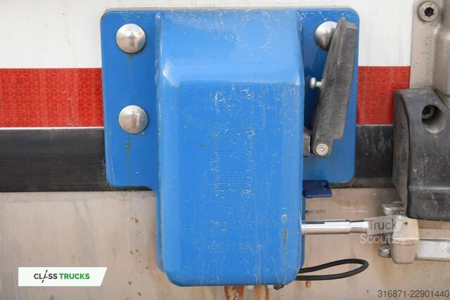 Semiremorcă frigorifică SCHMITZ CARGOBULL SKO FP 60 ThermoKing SLXi 300