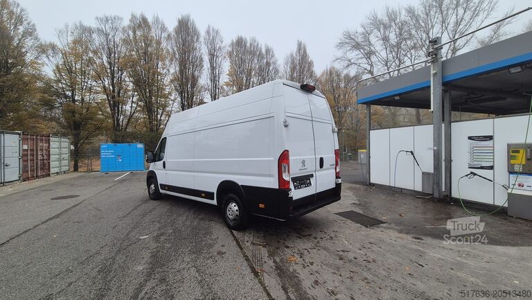 Furgonetă Peugeot Boxer 35 KW L4H3 BHDi 140