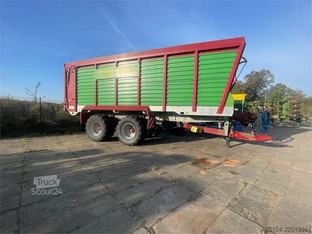 Silowagen Strautmann GIGA Trailer 4602