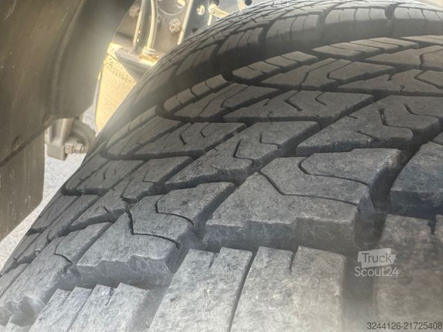 Вантажівка зі змінною надбудовою MERCEDES-BENZ Actros2540/6x2/Fahrschule/5-Sitze/65TKM/TÜV/Bund