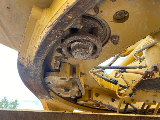 Niveleuse Caterpillar 140M Ripper + Pushblock