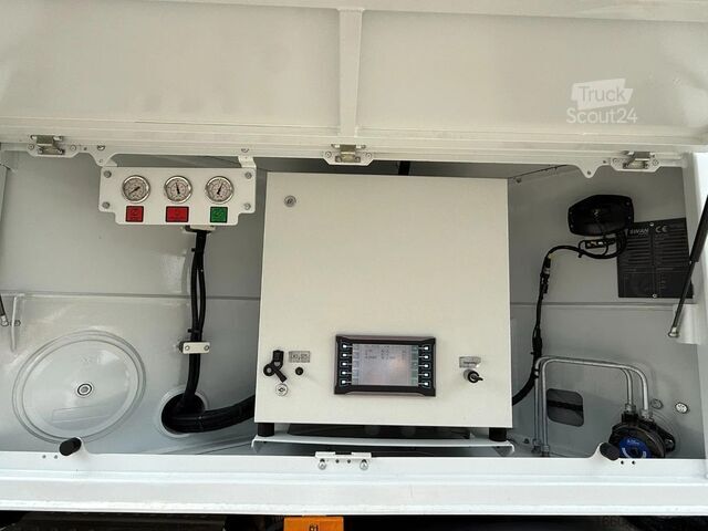 مضخة الخرسانة Mercedes-Benz Arocs 4142 Mercedes-Benz Arocs 5 4542 8x4 SWAN ...
