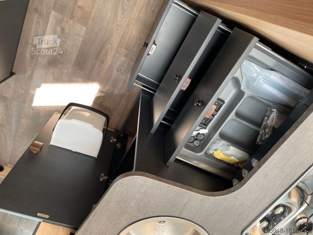 Teilintegriertes Wohnmobil SUNLIGHT T 68 | Autom. | schwarz | Hubbett | MJ 2025