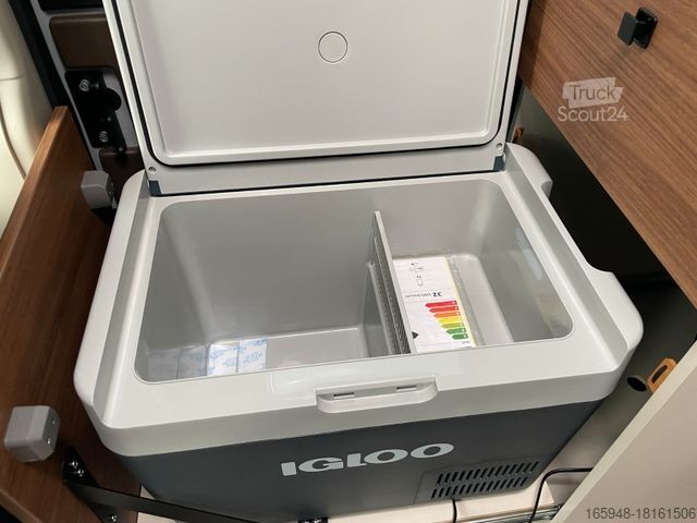 Yarı entegre karavan SUNLIGHT T 670S | Hubbett* Automatik**165 PS