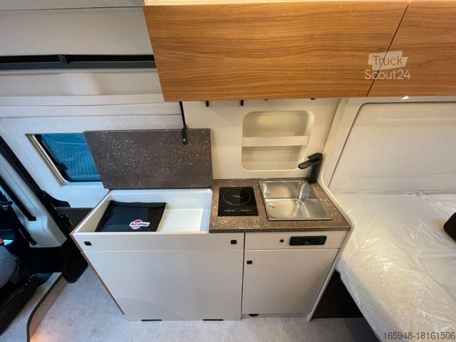 Yarı entegre karavan SUNLIGHT T 670S | Hubbett* Automatik**165 PS