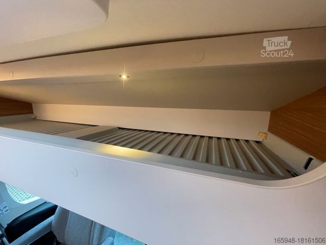 Yarı entegre karavan SUNLIGHT T 670S | Hubbett* Automatik**165 PS