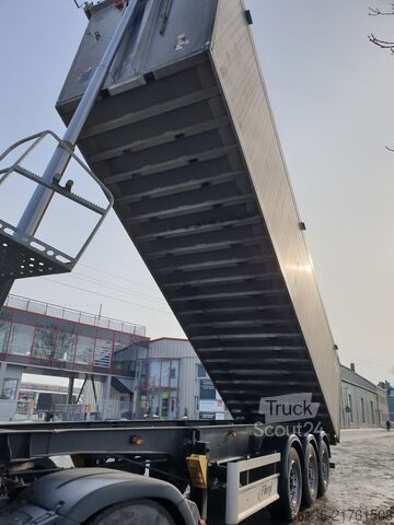 Lievaart Trucks B.V. Lievaart Trucks B.V. Lievaart Trucks B.V.