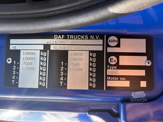 Koffer DAF CF 230 + DHOLLANDIA LOADLIFT + 19 TON + BOX 7,4...