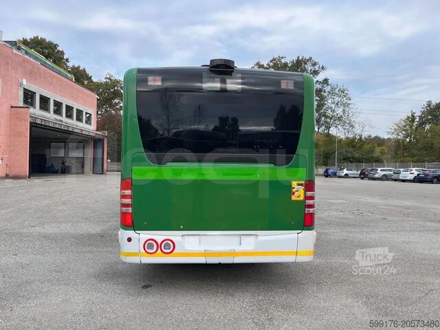 Bus à accordéon Mercedes-Benz O 530