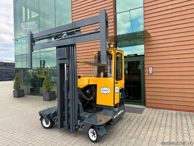 čtyřcestný vysokozdvižný vozík Combilift C2500 / Compact / Wide positioner