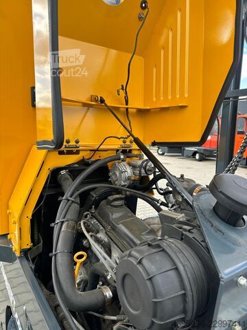 čtyřcestný vysokozdvižný vozík Combilift C2500 / Compact / Wide positioner