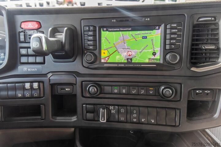 SCANIA G450 XT + Prise de force pour bétonnière SCANIA G450 XT + Mixer PTO