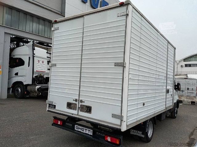 Sandučar IVECO 35C14