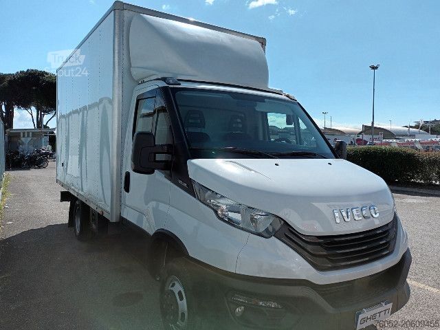 Fourgon tôlé IVECO 35C14
