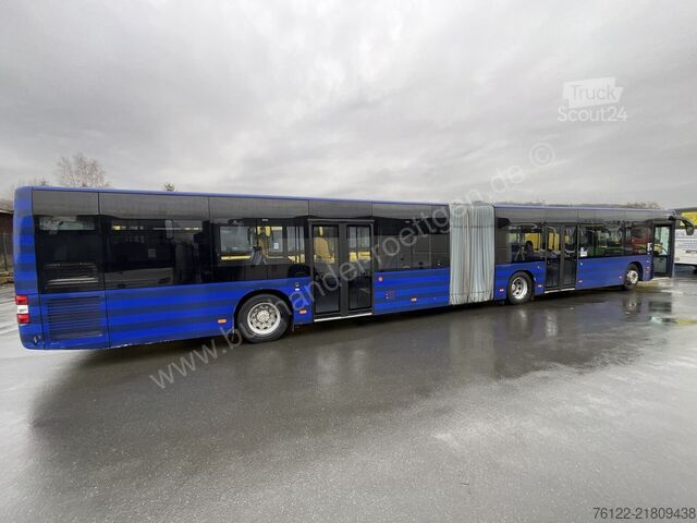 Zglobni avtobus MAN A 23 Lions City G