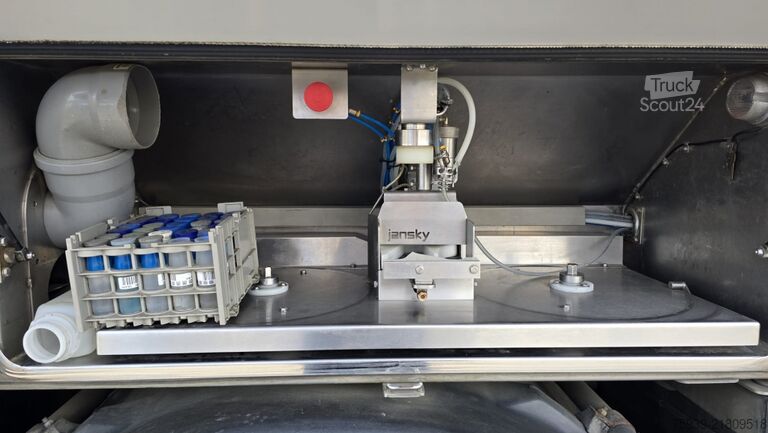 Cysterna samochodowa Volvo FM 410 4x2  Rechtslenker