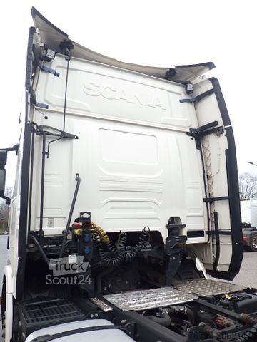 Standard SZM SCANIA R 450 A Highline/Ret./Hydr./Safety/Leder/Spoiler