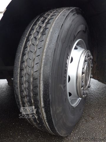 Standard SZM SCANIA R 450 A Highline/Ret./Hydr./Safety/Leder/Spoiler