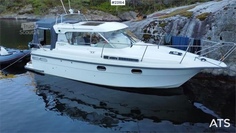 آلة بناء  Nimbus 29C Nordica – Upgraded boat – New engine in
