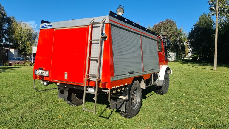 Hasičské vozidlo Mercedes-Benz Unimog 1300L