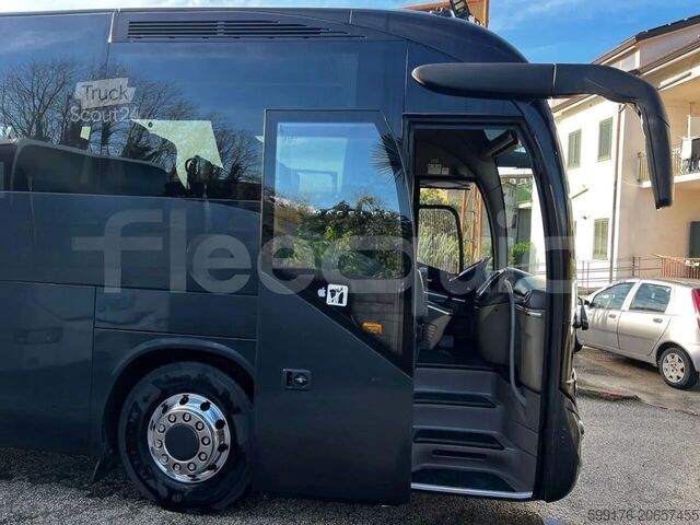 Car de tourisme IVECO Magelys