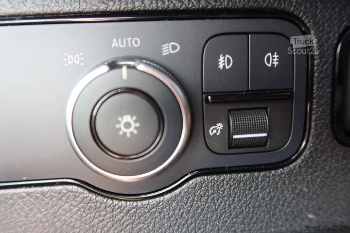 شاحنة التبريد Mercedes-Benz Sprinter 317 Koel/Vries L2/H2 220 Volt stekker