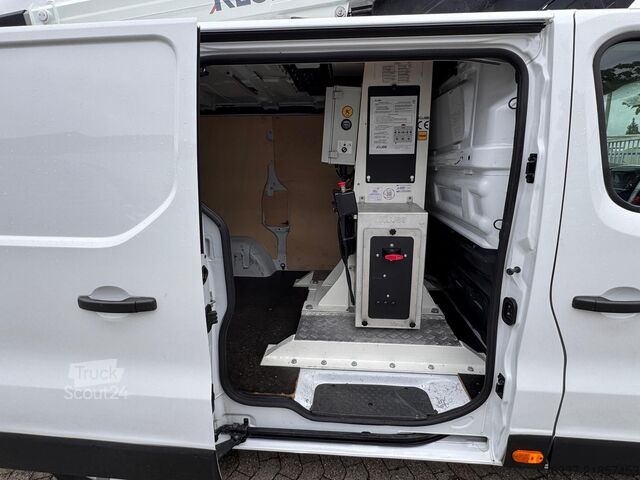 Transporter podnośnik roboczy Renault Trafic Hubarbeitsbühne Klubb KL 21B