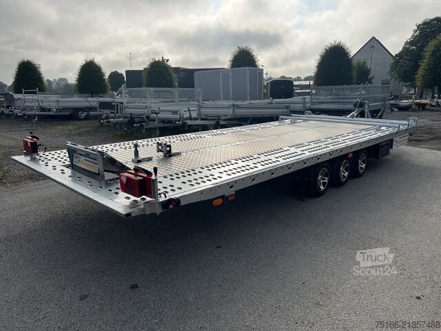 Car carrier van Vezeko Jumbola 35.60 Tridem Autotransporter