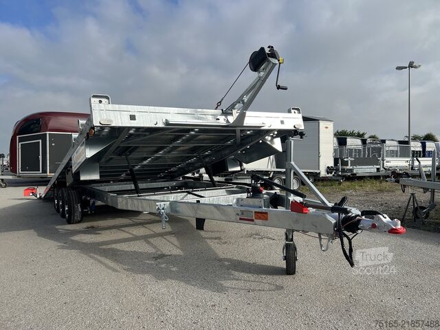 Car carrier van Vezeko Jumbola 35.60 Tridem Autotransporter