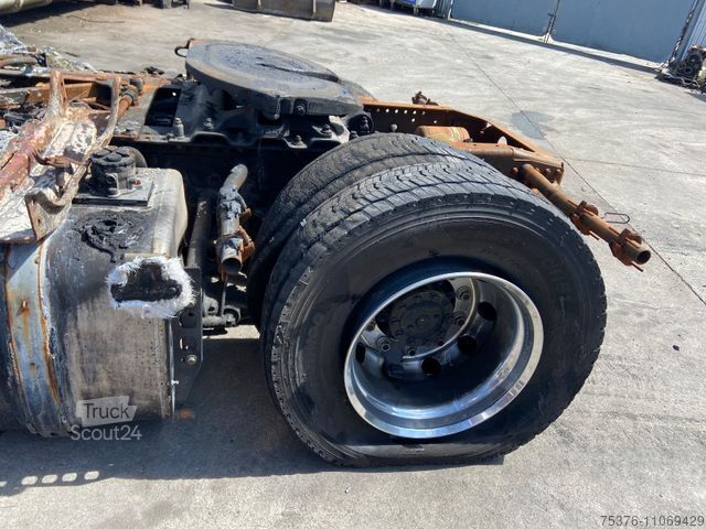 Standaard trekker MAN TGX 18.510 Brandschaden