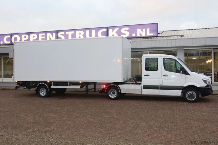 BE-SZM Mercedes-Benz 519 CDI V6 Motor 519 CDI V6 Motor + B.E Trailer