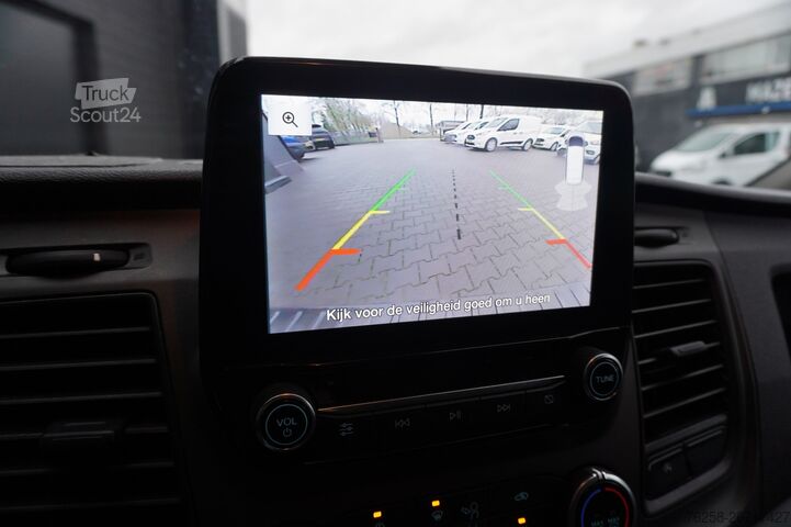 Delivery van Ford Transit Custom 2.0 TDCI 130PK L2 - EURO 6 - Air...