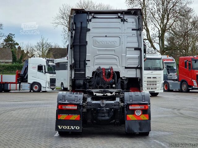 Standaard-SZM Volvo FH 13.460 Globetrotter 4x2 - PTO/Hydraulic - 2x...