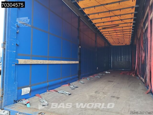 Curtain sided Krone SD