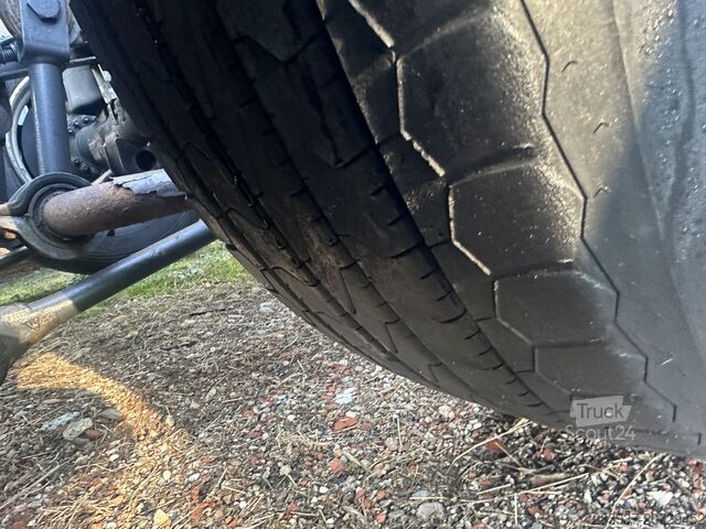 гаковий навантажувач IVECO Stralis AS 420