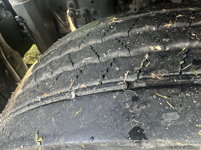 гаковий навантажувач IVECO Stralis AS 420