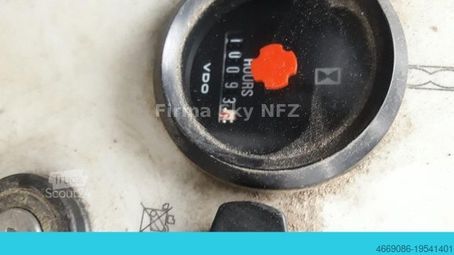 Camion pompe à béton TATRA Schwing 32/28 Mit Fernbedienung Top Zustand