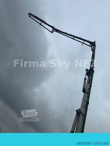 Camion pompe à béton TATRA Schwing 32/28 Mit Fernbedienung Top Zustand