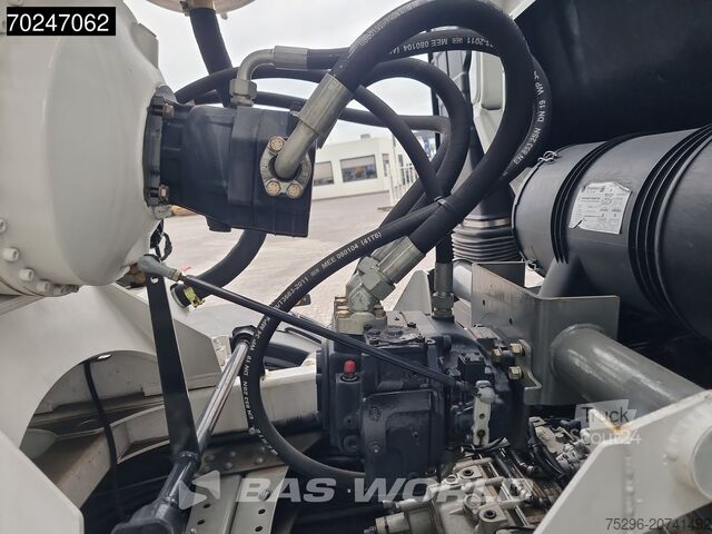 Blender Sitrak G5 350 8X4 8m3 Liebherr mixer Manual Steel Susp...