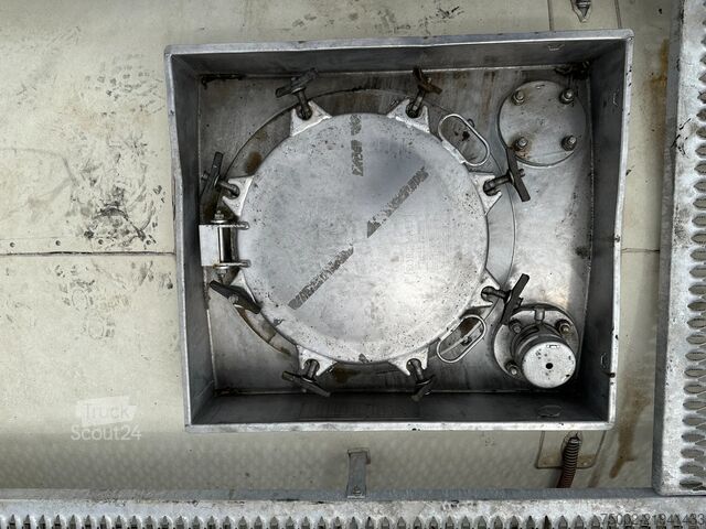 Contenitore cisterna Welfit Oddy 20FT ISO, 23.950L / 1-COMP.  / IMO 1 / valid 2...