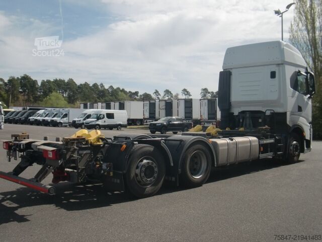 Lastebil med utskiftbar overbygning Iveco S-Way AS 260 S 49 Y/FS BDF 7,82 2x AHK