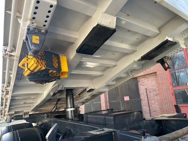 Τρίπλευρο ανατρεπόμενο φορτηγό MERCEDES-BENZ 3345 6x6 Meiller DSK AHK