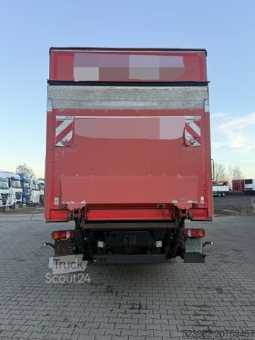 Φορτηγό κουτί (κουρμπαριστό) MAN TGX26.480 Lift-Lenk*Retarder*ACC*Koffer 8,1m*XLX
