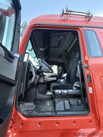 Φορτηγό κουτί (κουρμπαριστό) MAN TGX26.480 Lift-Lenk*Retarder*ACC*Koffer 8,1m*XLX