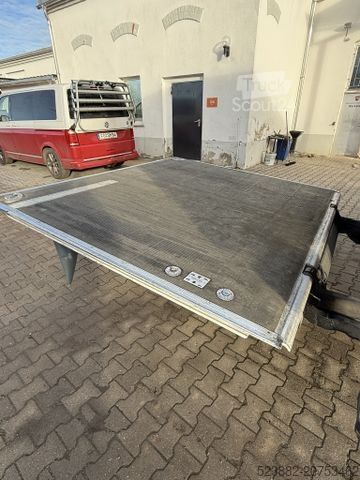 Kühlkoffer-LKW MERCEDES-BENZ Axor 1829 Koffer 8m*2Kammer*LBW2t*AHK*KLIMA*