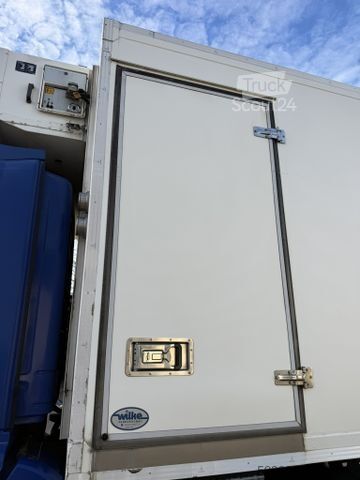 Kühlkoffer-LKW MERCEDES-BENZ Axor 1829 Koffer 8m*2Kammer*LBW2t*AHK*KLIMA*