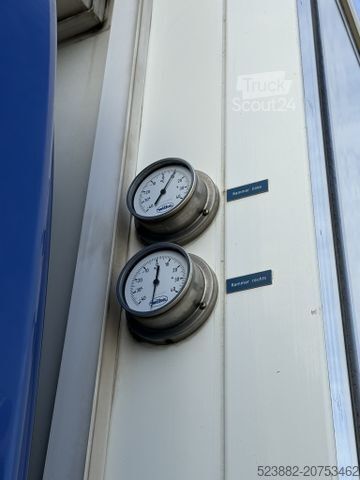 Kühlkoffer-LKW MERCEDES-BENZ Axor 1829 Koffer 8m*2Kammer*LBW2t*AHK*KLIMA*